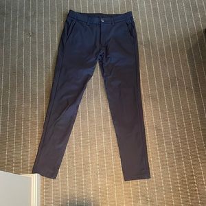 Lulu lemon size 30 x 30 Commission slim pants